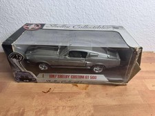 Shelby Collectibles 1967 Ford Shelby Custom GT500 Grau Metallic 1:18