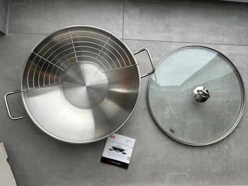 Wok pfanne mit - pfanne, deckel
