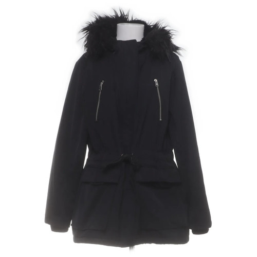 The outer wear parka - the,