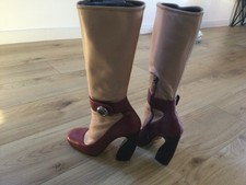 prada stiefel 39