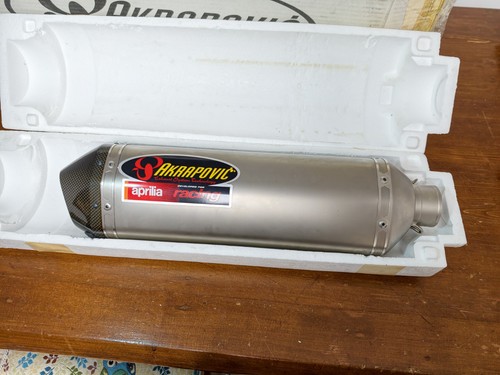 Auspuff komplett akrapovic - auspuff,
