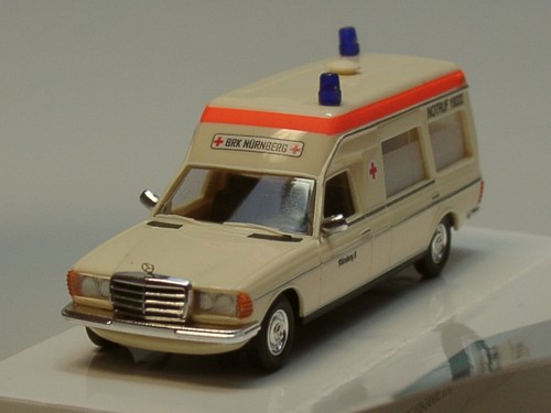 Busch mercedes 123 miesen - mercedes, vf