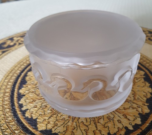 Lalique schwanendose neu - lalique, schwanendose,neu