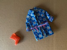 Vintage Barbie: SKIPPER #1939 Regenmantel u. Stiefel von 1963 "Flower Showers"