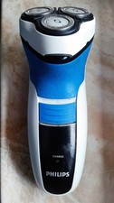 Elektr. Rasierer Philips HQ