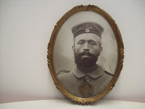 Soldat mit ehrenkreuz - soldat,