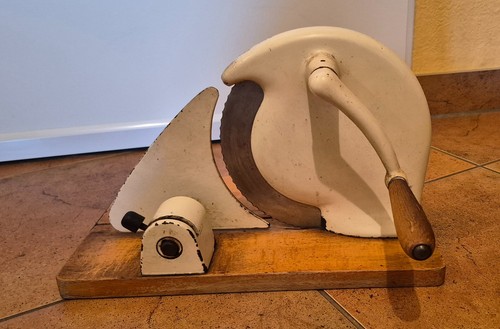 Brotschneidemaschine antik - brotschneidemaschine,,