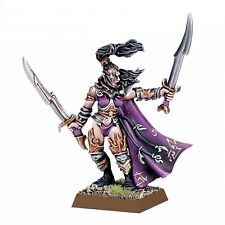 Warhammer Fantasy - Female Dark Elf Dreadlord with Additional Hand Weapon