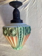 Deckenlampe Art Deco aus den 20er Milchglas mit Spritzdekor an Messinghalterung 