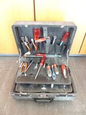 voller Würth Koffer Werkzeugkoffer mit Zangen Schraubendreher usw.
