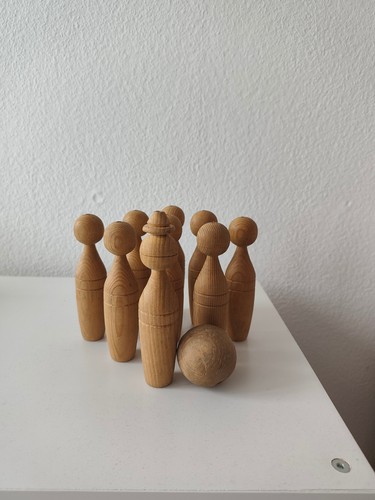 Antikes tischkegelspiel aus - antikes,