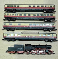 Arnold Spur N, 0223 Dampflok + Trans Europa Express (TEE) mit 4 Wagons