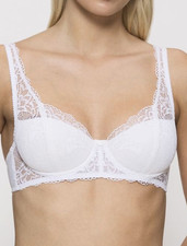 Triumph  BH Größe 95E UVP