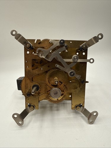 Altes uhrwerk wanduhr - altes,