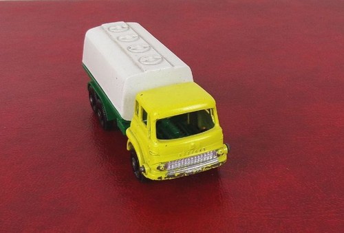 Lesney petrol tanker 25 - petrol,