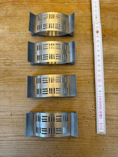 Design-Serviettenringe der Manufaktur „Zack“ aus gebürstetem Edelstahl - 4 Stück