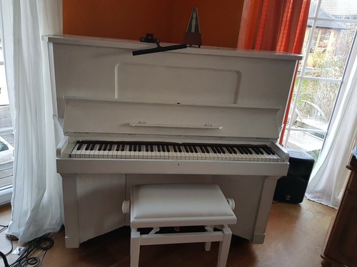Klavier gebraucht weiss