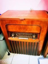 Antike Phonoschrank, mit Schallplatte und Radio,ca 100J. alt