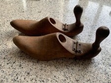  2 antike Schuhleisten