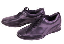 Theresia M. Schuhe