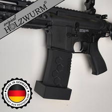 Wandhalter für Airsoft mit M4 M16 AR15 Magazin - Halterung Magazin Optik