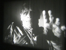 SUPER-8-FILM DAS GRAB DER
