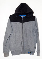 graue Kapuzensweatjacke