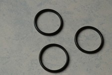 3 Staubdeckel in der