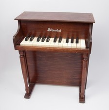 Schoenhut Toypiano Kinderklavier  - 2 Oktaven, schwarze Tasten auch spielbar