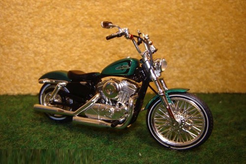 Harley davidson xl 1200 - 1:24,