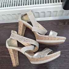 Italienische Nero Giardini Gr. 41  High Heels Plateau Sandalen Beige mit  Kork