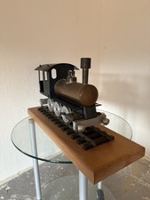 Lokomotive als Standmodell