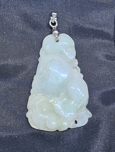 Anhänger aus jade - anhänger,