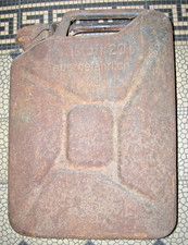 original Wehrmacht WW2 Kraftstoff Kanister 1944 D Plakette Reste von grauer Farb