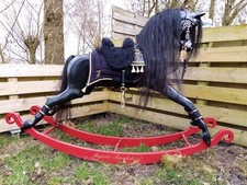 Groß Haddon Schaukelpferd