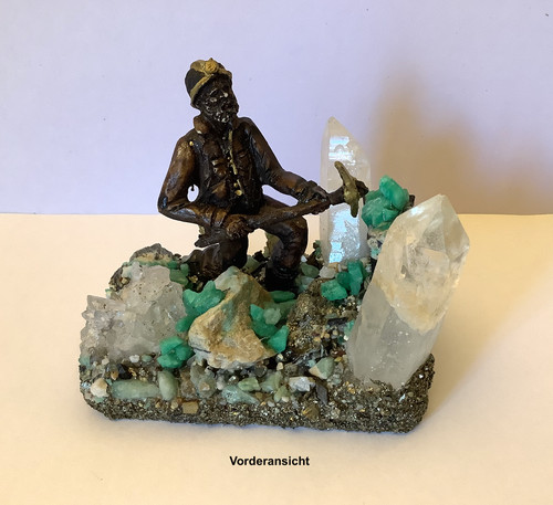 Bergmann szene mit spitzhacke - bergmann-szene,