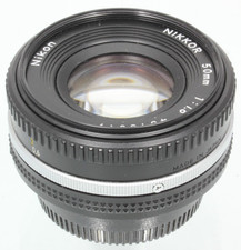 Nikon Objektiv 50mm 1:1.8 AIs