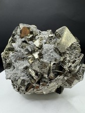 Top Pyrit Kubus-Wuchs Mit Bergkristall 730,8 Gramm AA+ Aus Peru Natur Steht