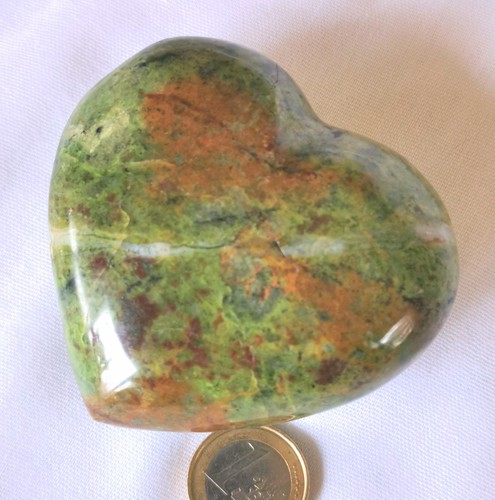 Herz aus chrysopras edelstein - herz, chrysopras,