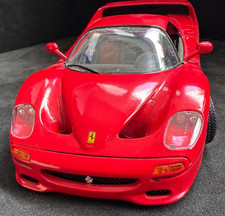 BBurago Ferrari Collection 1:18 . 10 Modelle. Sammlung 1965-1999 made in Italy