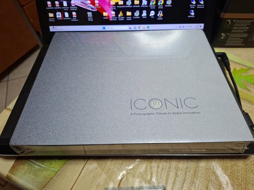 Apple design iconic tribute - design,