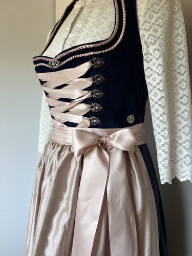 Marjo samt dirndl - marjo, gr.38