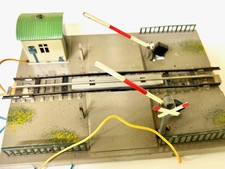 MÄRKLIN - HO 457 Bahnübergang mit mechan. Schrankenschluss 1950 Jahre