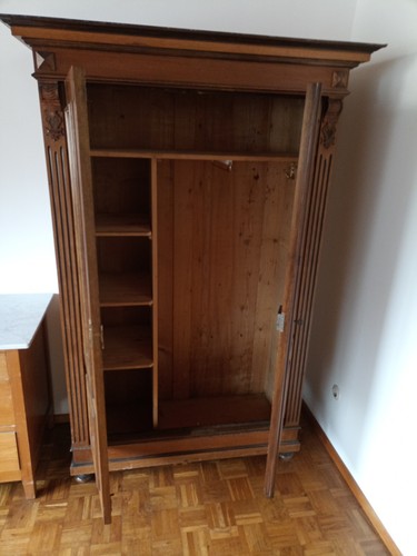 Alter nussbaum schrank - alter,