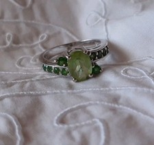 Silberring mit Peridot und