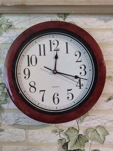 Wanduhr quartz kunststoff - wanduhr,