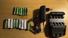 Voltcraft Ladegerät IPC 1L mit AA und AAA Akkus