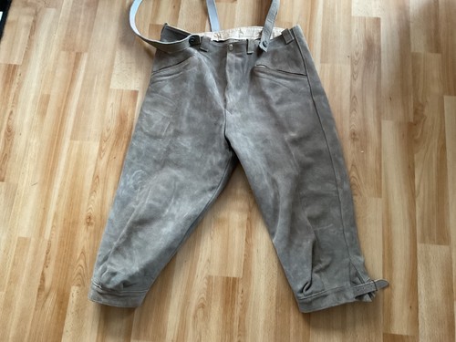 Alte graue kniebund lederhose - alte,