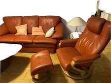 Ledersofa Bordeaux + Sessel und Fußstütze