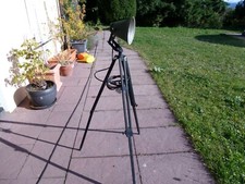 Tripod Lampe Loft Industriedesign Bauhaus Dreibein Strahler Upcycling Unikat